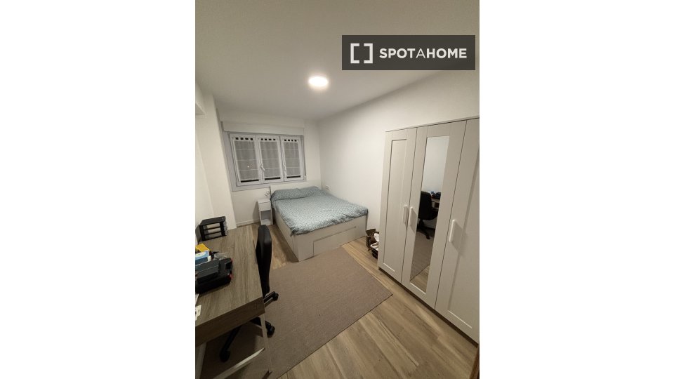 Double room San_Sebastian, 3 beds — photo 14
