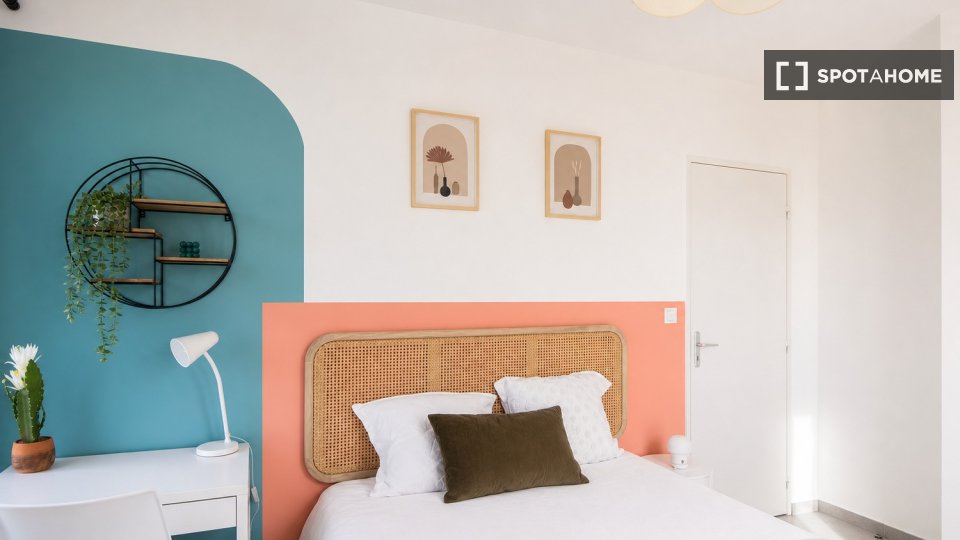 Double room Lyon, 5 beds — photo 38