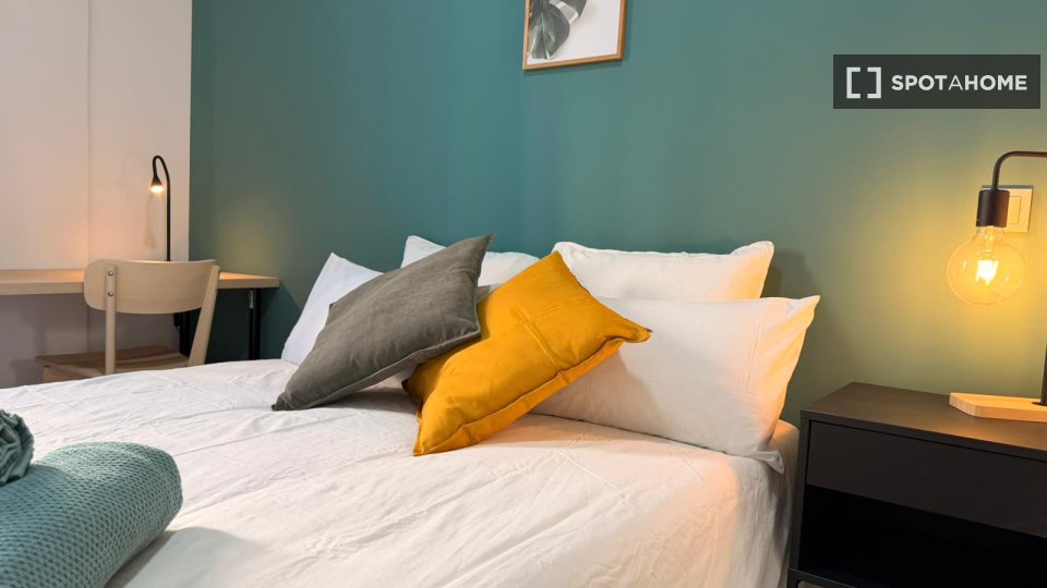 Double room Madrid, 5 beds, 90m² — photo 41