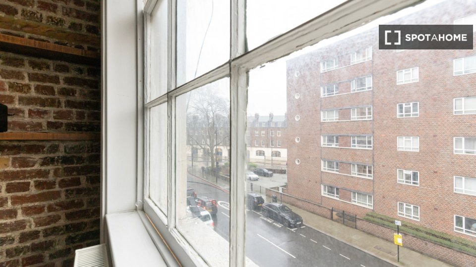 Apartment London, 1 bed — photo 2
