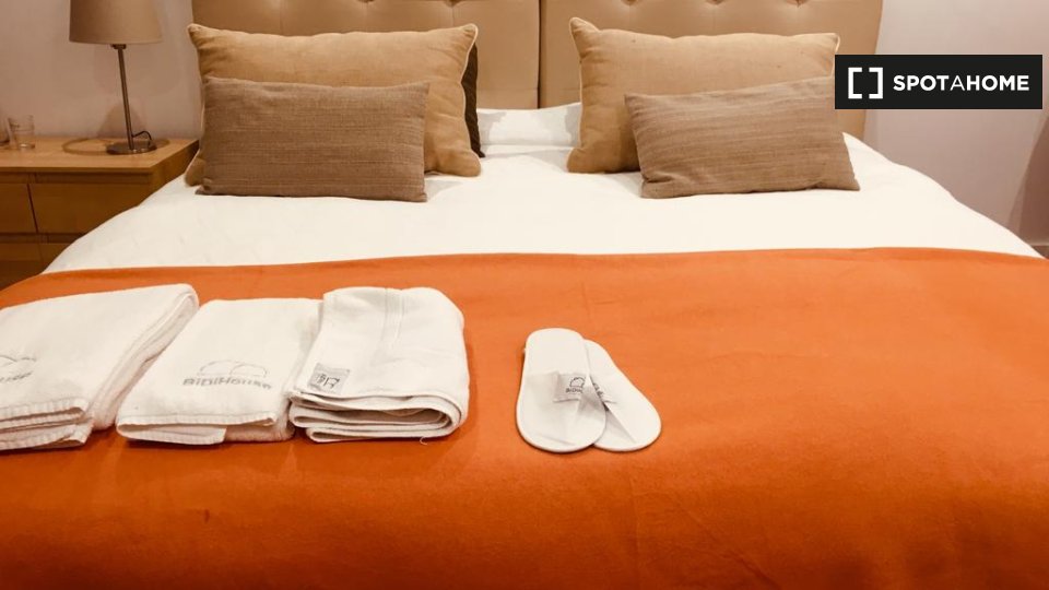 Double room Porto, 11 beds — photo 1