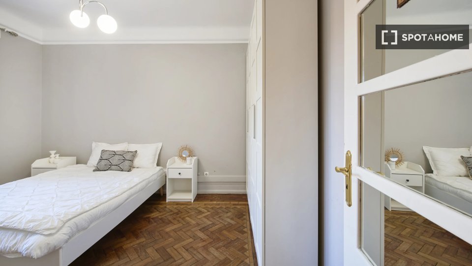 Double room Lisbon, 7 beds — photo 1