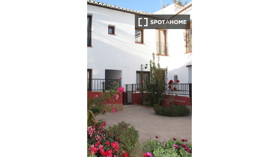 Apartment Granada, 1 bed, 50m² — photo 9
