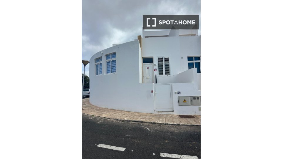 Apartment Santa_Cruz_De_Tenerife, 3 beds, 117m² — photo 14