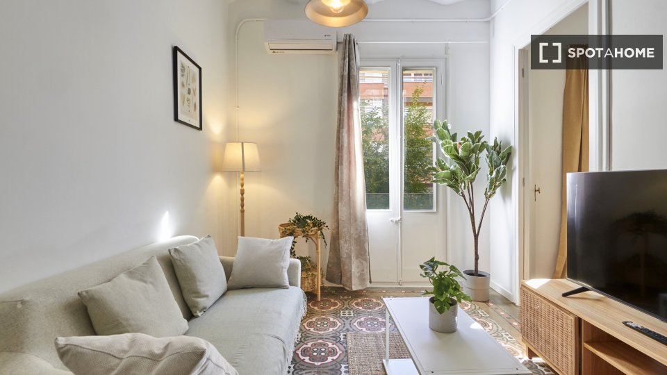 Apartment Barcelona, 1 bed, 60m² — photo 11