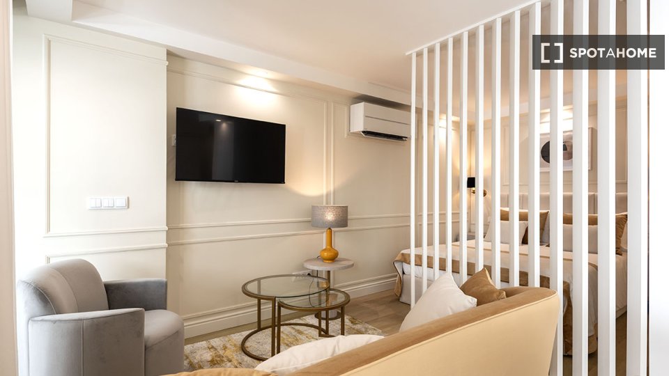 Apartment Porto, 2 beds, 69m² — photo 14