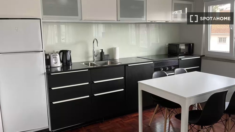Apartment Lisbon, 2 beds — photo 8