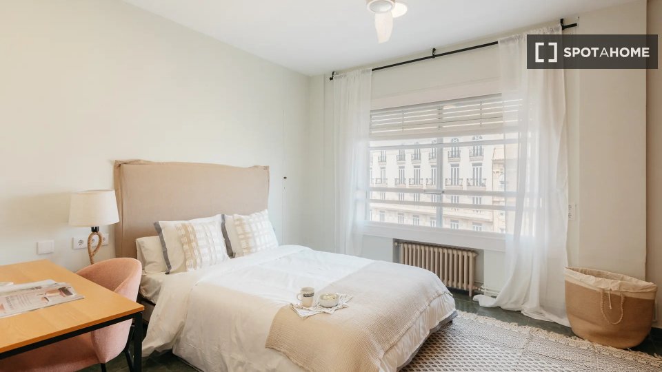 Double room Valencia, 8 beds — photo 10