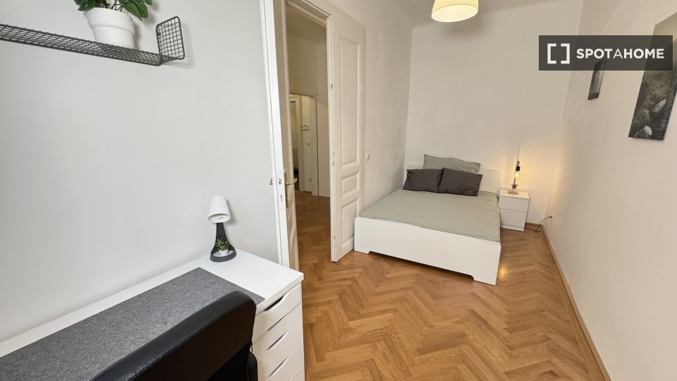 Double room Vienna, 4 beds, 90m² — photo 37
