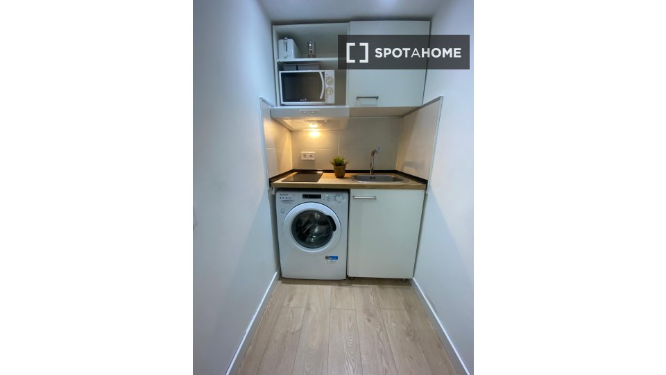 Apartment mono Madrid, 23m² — photo 35