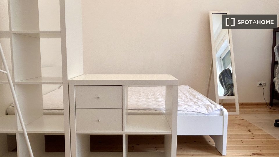Apartment Budapest, 1 bed, 27m² — photo 11