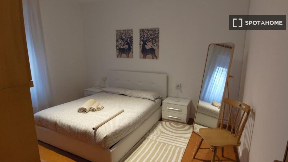 Double room Milan, 2 beds — photo 14