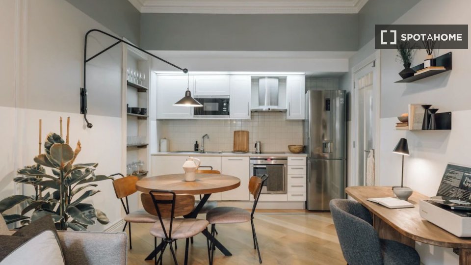 Apartment Lisbon, 1 bed — photo 3