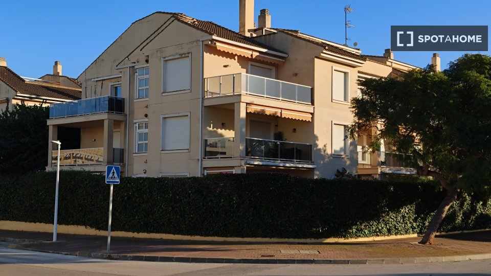 Apartment Alicante, 2 beds, 80m² — photo 1