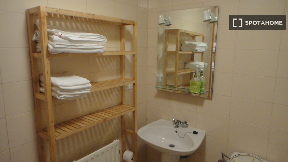 Apartment Madrid, 4 beds, 100m² — photo 9
