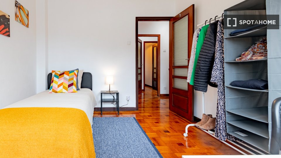 Double room Porto, 4 beds, 160m² — photo 14