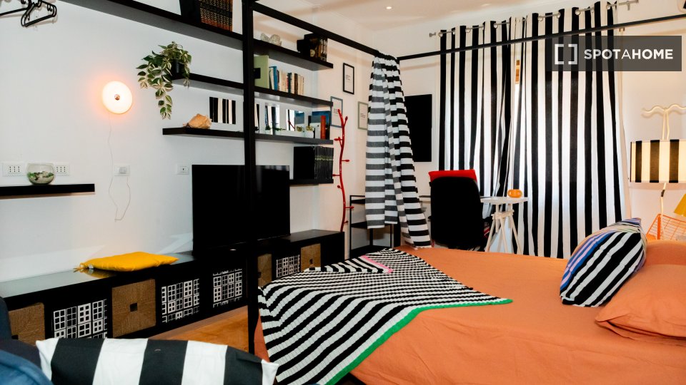 Double room Rome, 5 beds — photo 18