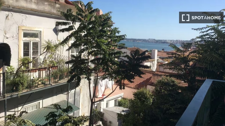 Apartment mono Lisbon — photo 7