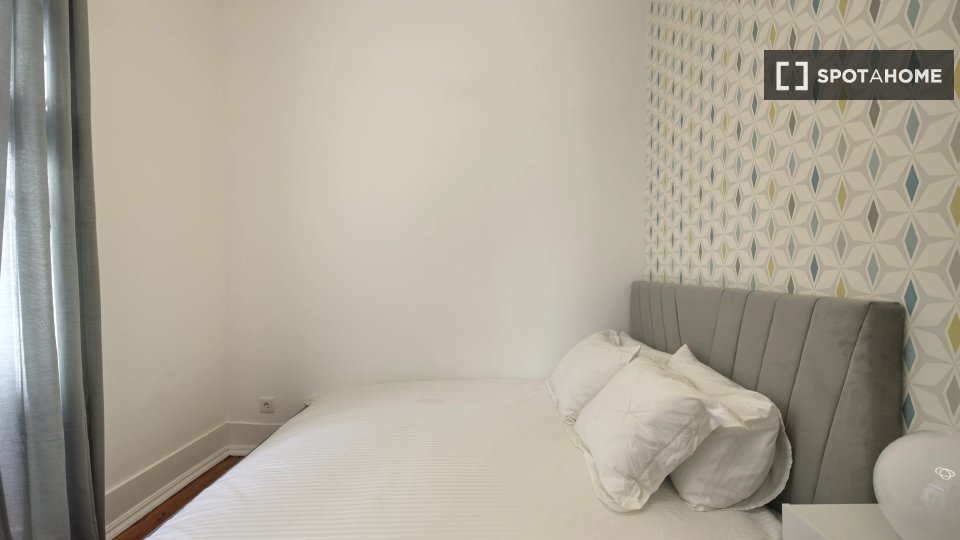 Double room Lisbon, 8 beds — photo 2