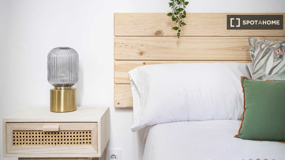 Double room Madrid, 8 beds — photo 127