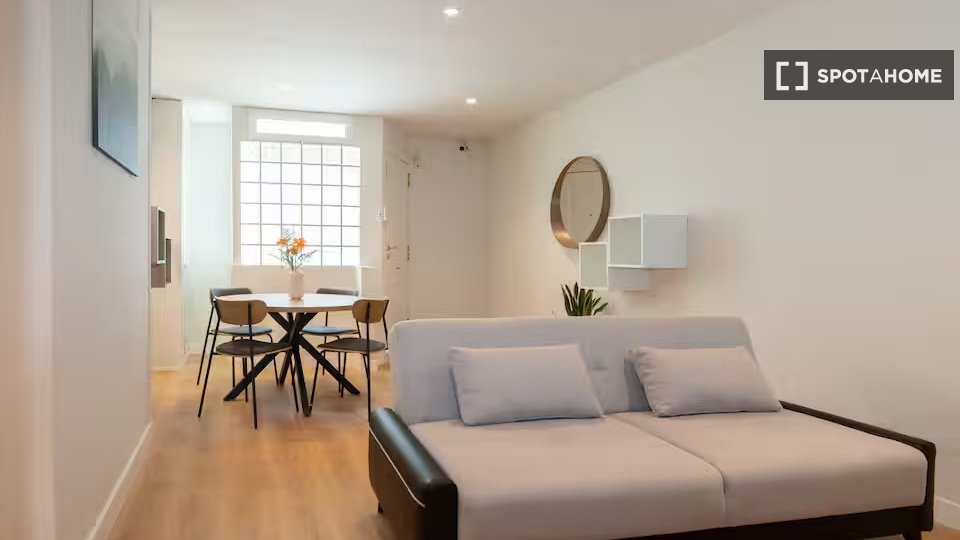 Apartment Barcelona, 2 beds — photo 2
