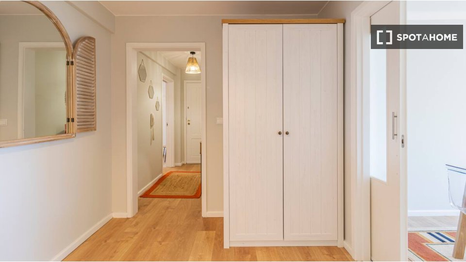 Apartment Porto, 3 beds, 140m² — photo 13
