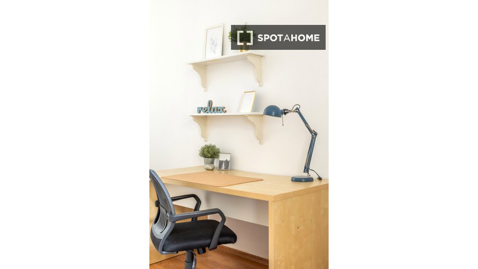 Double room Budapest, 3 beds, 80m² — photo 15