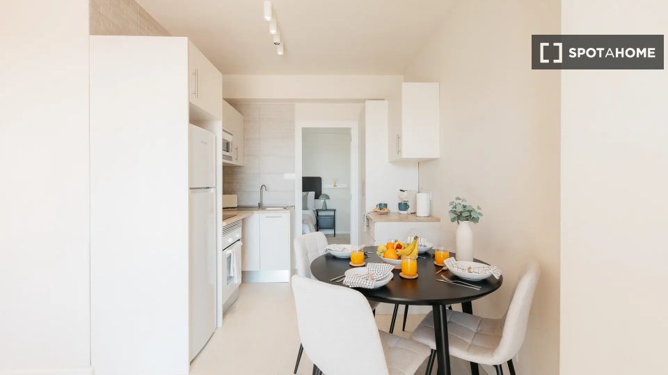 Apartment Valencia, 1 bed — photo 3