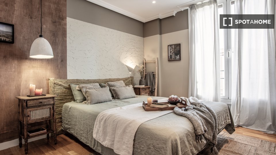 Apartment Madrid, 1 bed, 70m² — photo 2