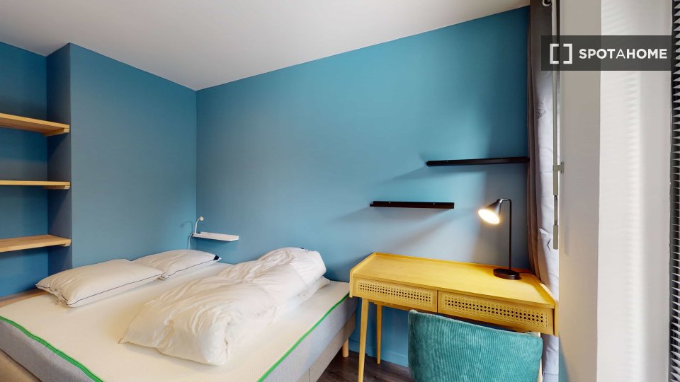 Double room Lille, 12 beds — photo 10