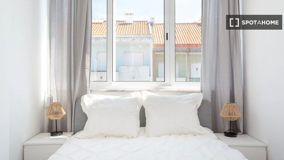Double room Lisbon, 5 beds — photo 2