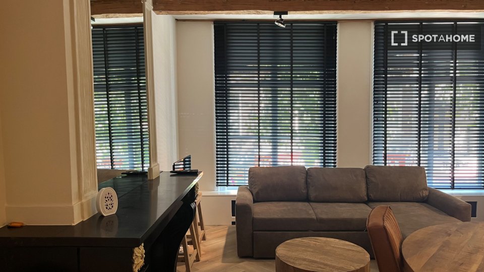 Apartment Amsterdam, 2 beds, 73m² — photo 1