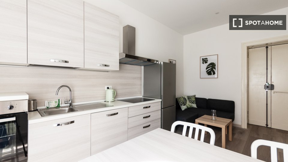 Appartamento in affitto a Centrale, Milano 1 camera da letto - in Milan
