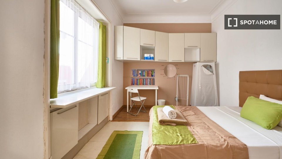 Double room Lisbon, 20 beds — photo 31