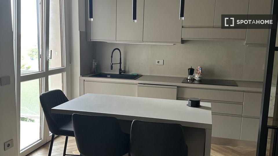 Double room Milan, 3 beds — photo 9