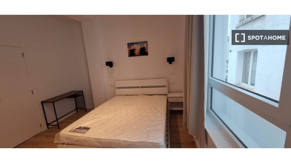 Double room Brussels, 3 beds — photo 7