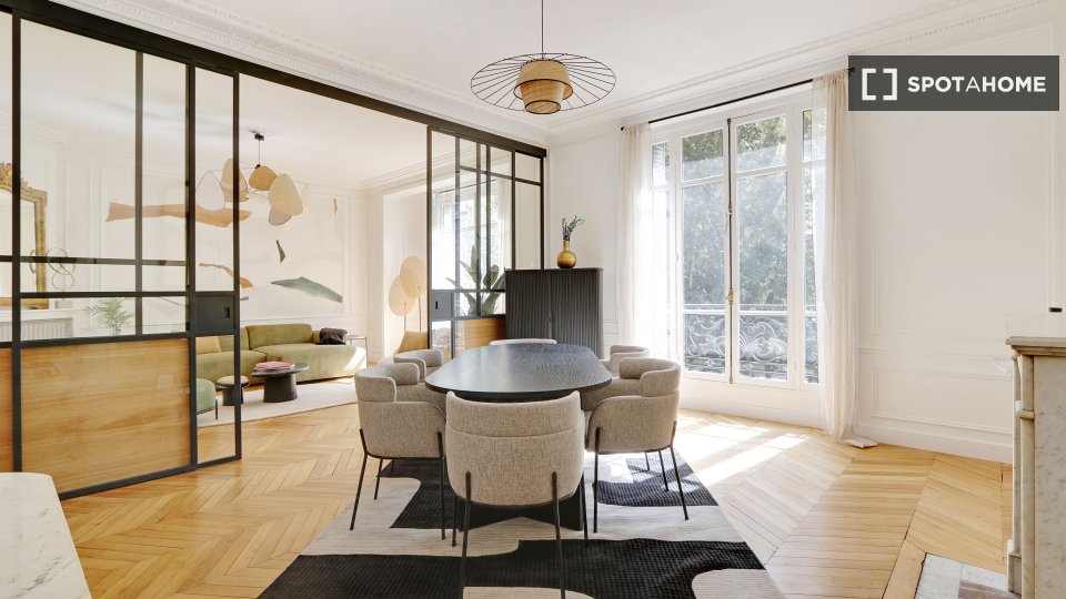 Apartment Paris, 2 beds, 132m² — photo 18