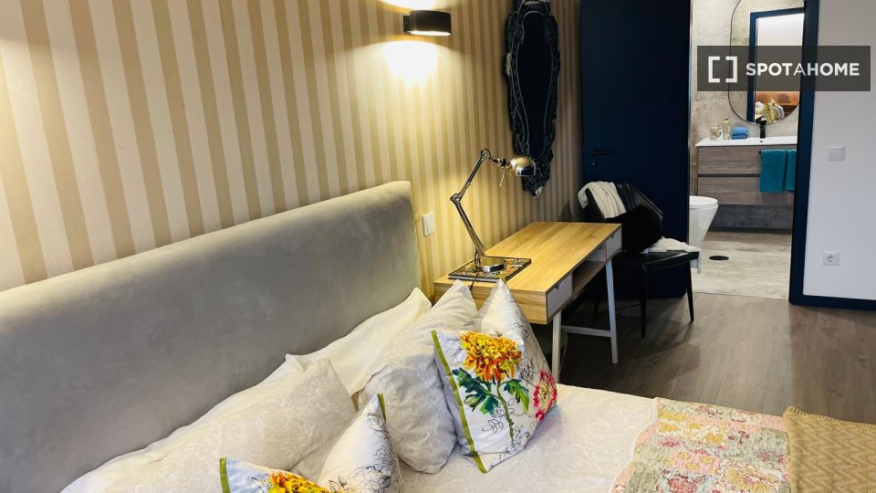 Double room Porto, 5 beds — photo 23