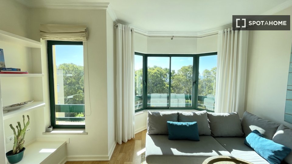 Apartment Lisbon, 2 beds, 90m² — photo 8