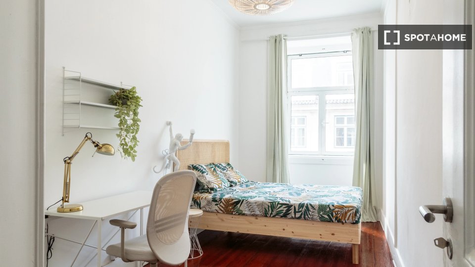 Double room Lisbon, 10 beds — photo 1