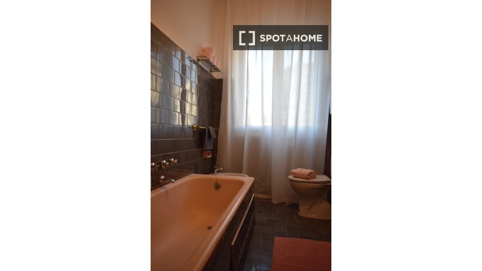 Double room Brescia, 6 beds — photo 18