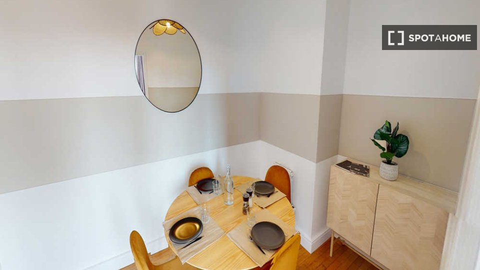 Double room Paris, 4 beds, 80m² — photo 9