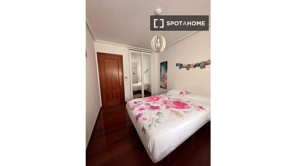 Habitación en piso compartido en alquiler en Piélagos, Santander.