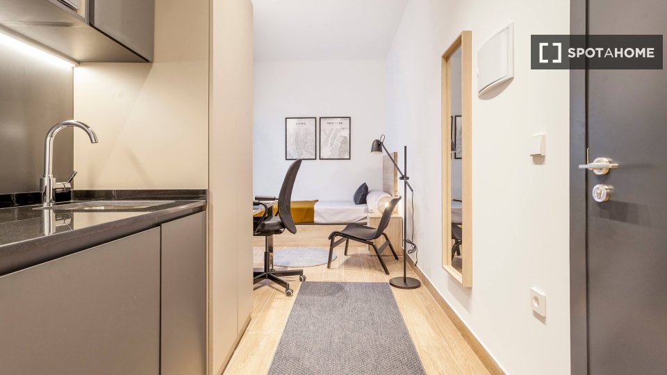 Apartment mono Valencia, 15m² — photo 2