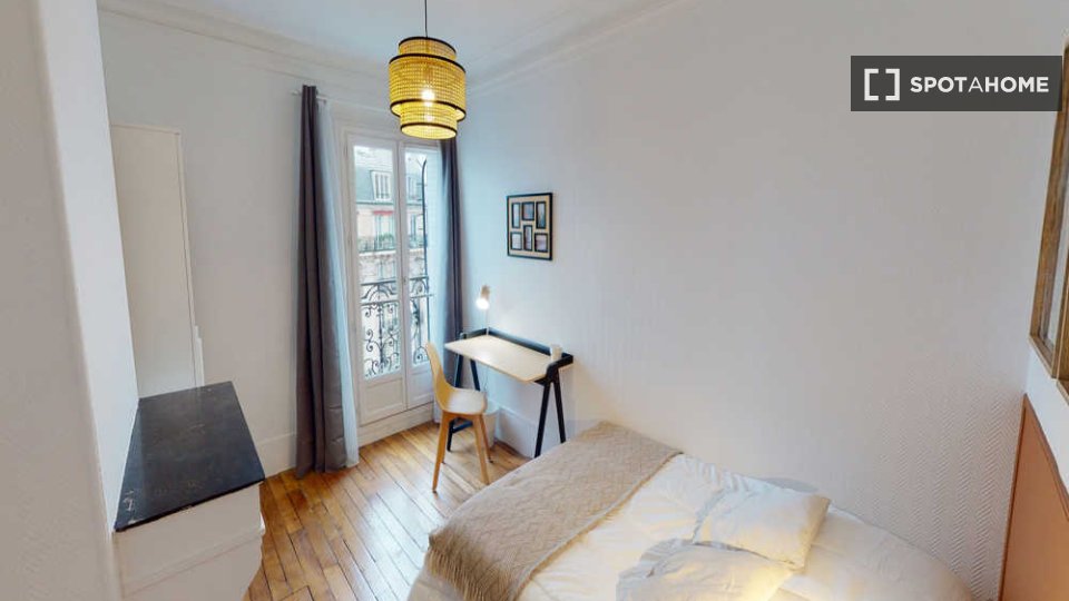 Double room Paris, 9 beds, 150m² — photo 9