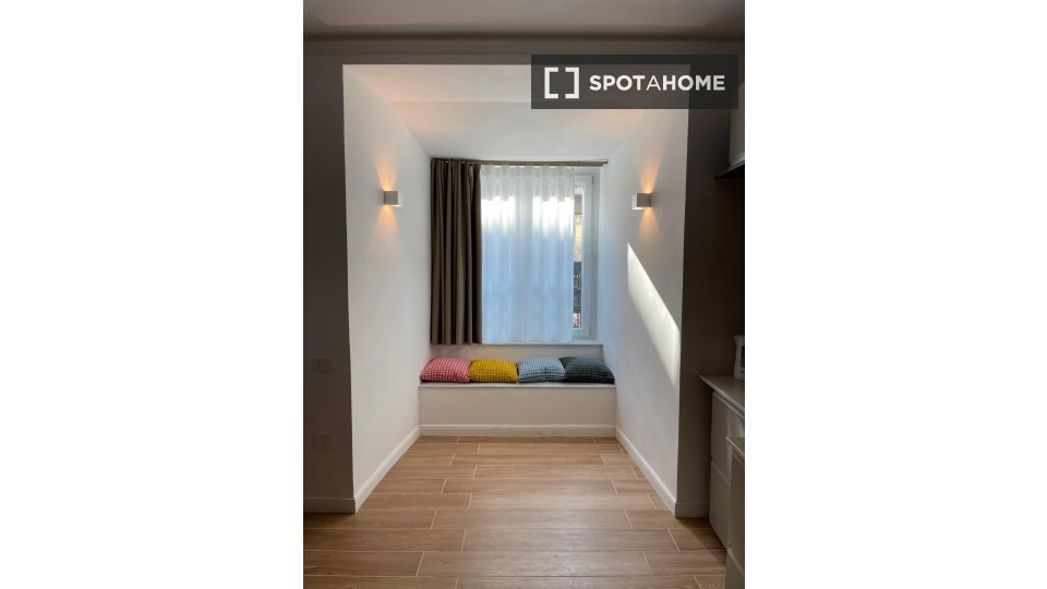 Apartment Naples, 1 bed, 50m² — photo 17