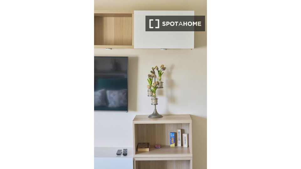 Apartment Lisbon, 2 beds, 90m² — photo 6