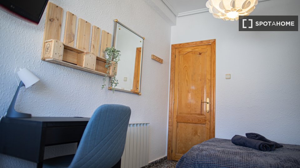 Double room Valencia, 4 beds, 140m² — photo 8