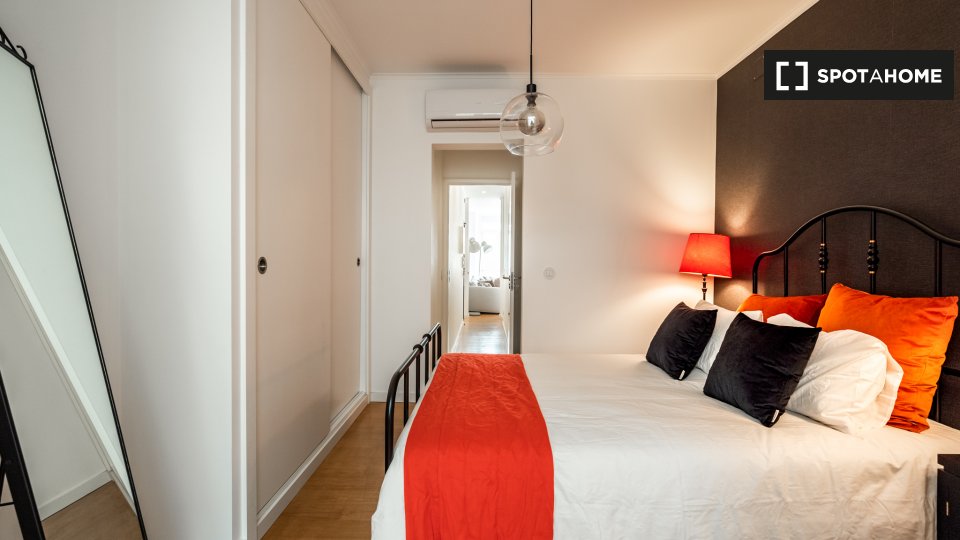 Apartment Lisbon, 2 beds — photo 11