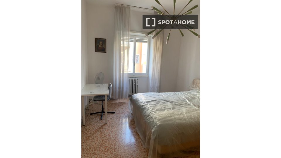 Double room Rome, 5 beds — photo 22